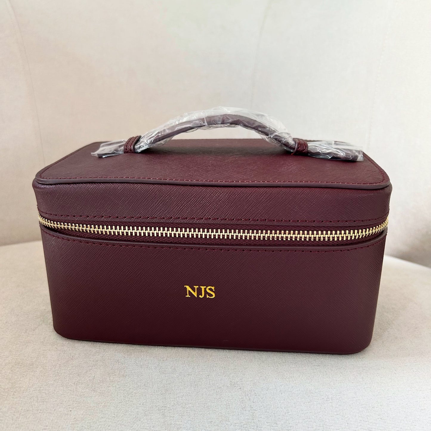 Burgundy Personalised Hot Stamp Leather Vanity Case